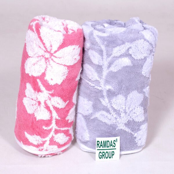 GrandComfort Signature Ultra-Soft Bath & Shower Towel