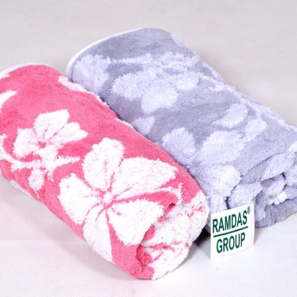 AquaLuxe Premium 500 GSM Cotton Bathroom Towel