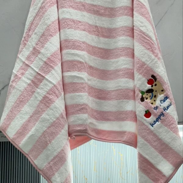 MICROFIBER BATH TOWEL 60 X 120 CM