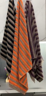 MICROFIBER BATH TOWEL 75X150 CM - Image 3