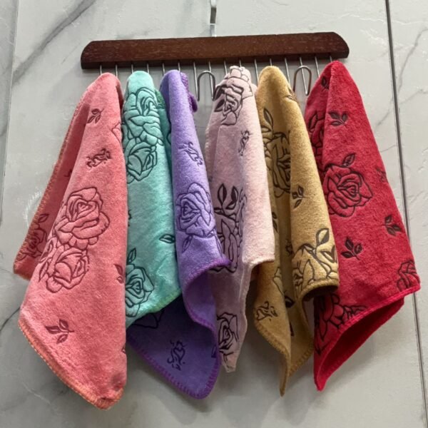 HANDKERCHIEF 12x12 INCHES