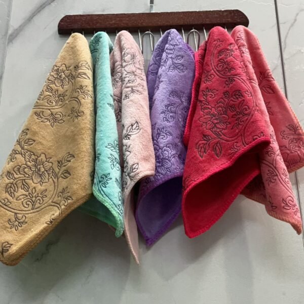 HANDKERCHIEF 12X12 INCHES