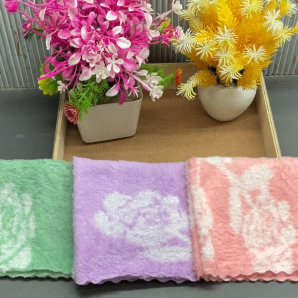 MICROFIBER HANDKERCHIEF (12x12 inch)