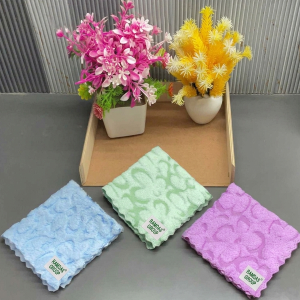 3D JACQUARD FLEECE HANDKERCHIEF (12x12 inch)